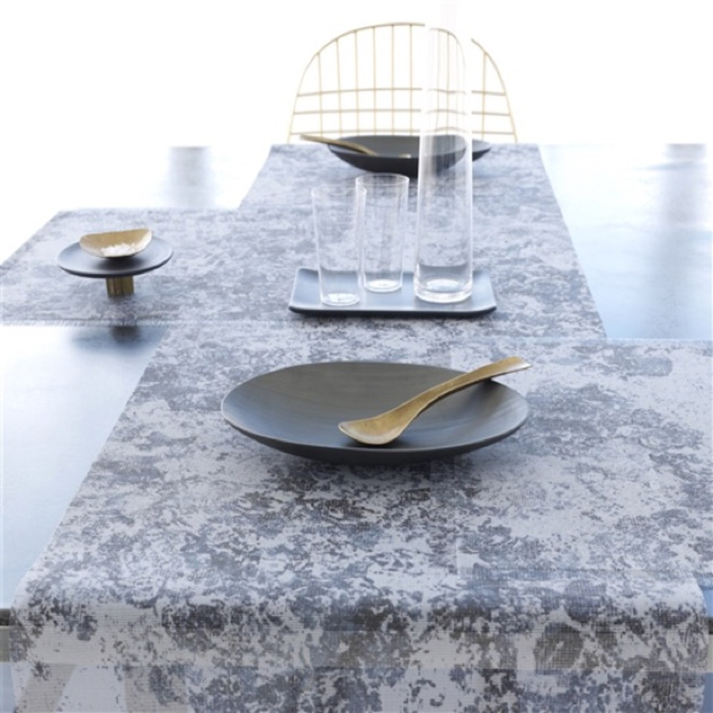 Chilewich table runner grey and white New